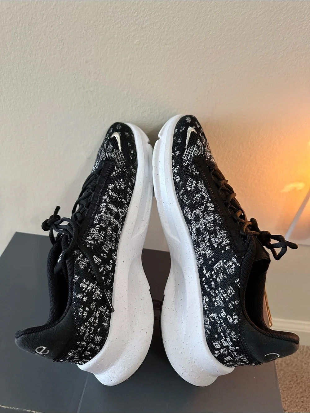 Nike SuperRep Go 3 Flyknit Next Nature, Women’s Black and White Sneakers